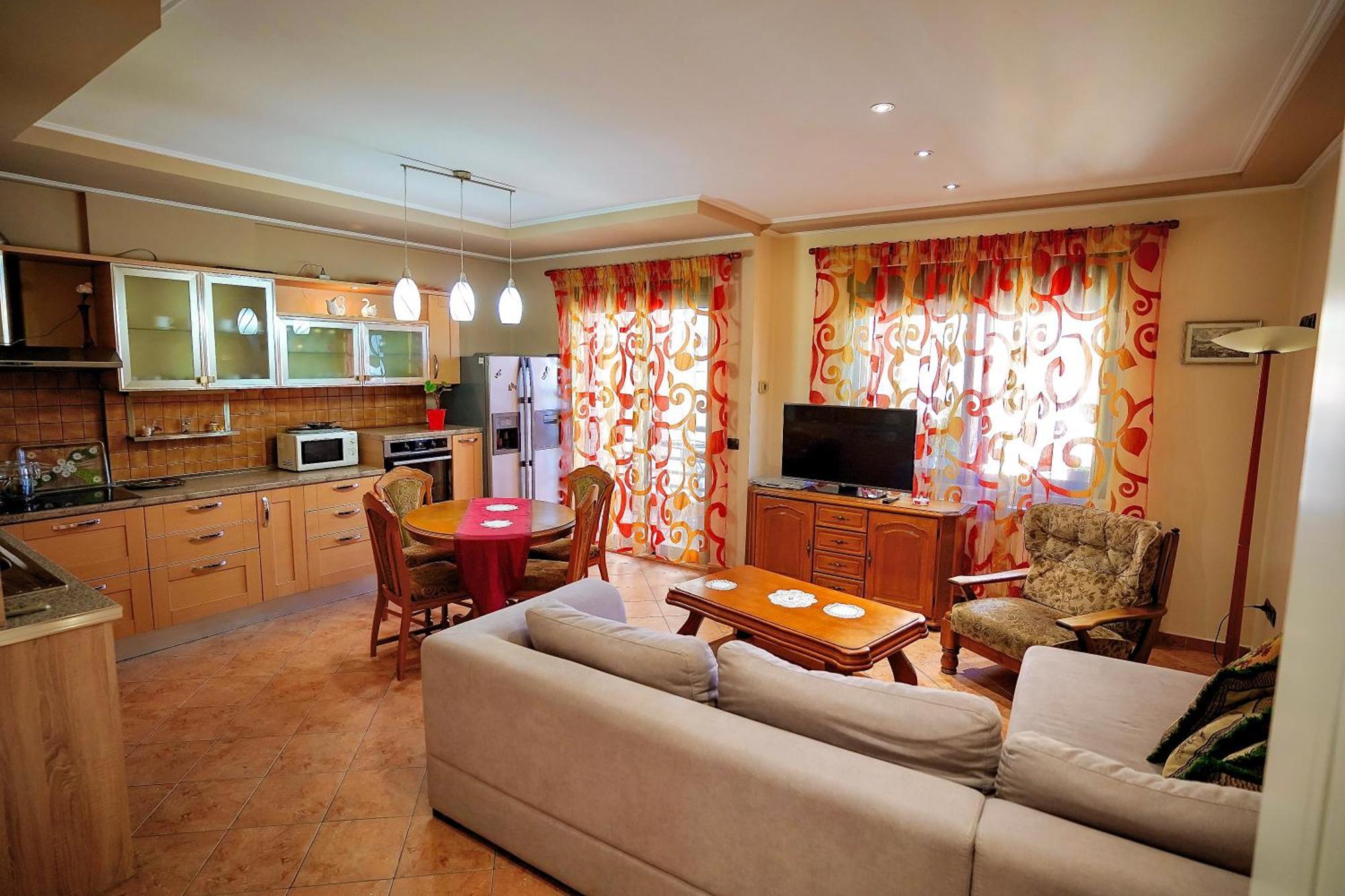 Apartament Center 2-bedrooms 2-bathroom