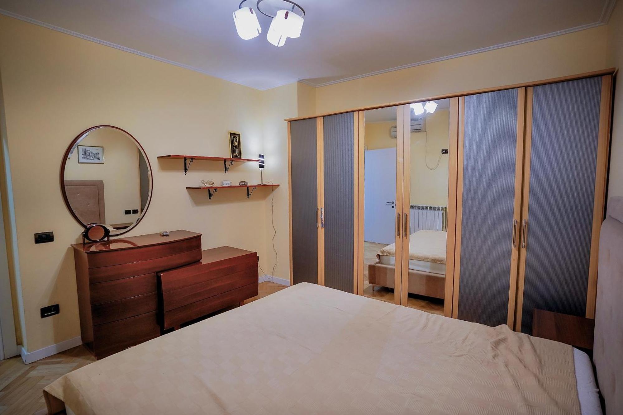 Center 2-bedrooms 2-bathroom *