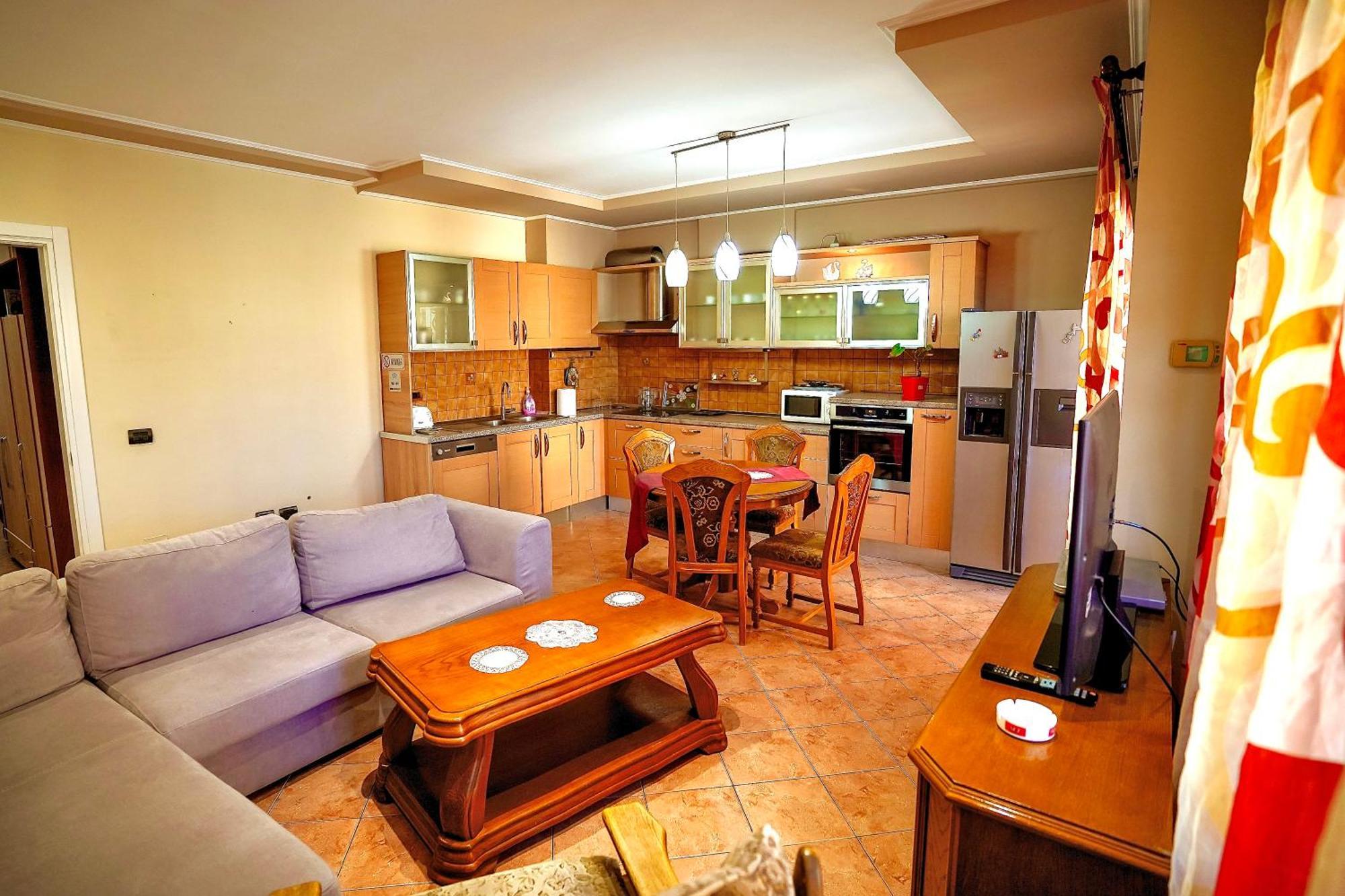 Center 2-bedrooms 2-bathroom Apartament Tirana