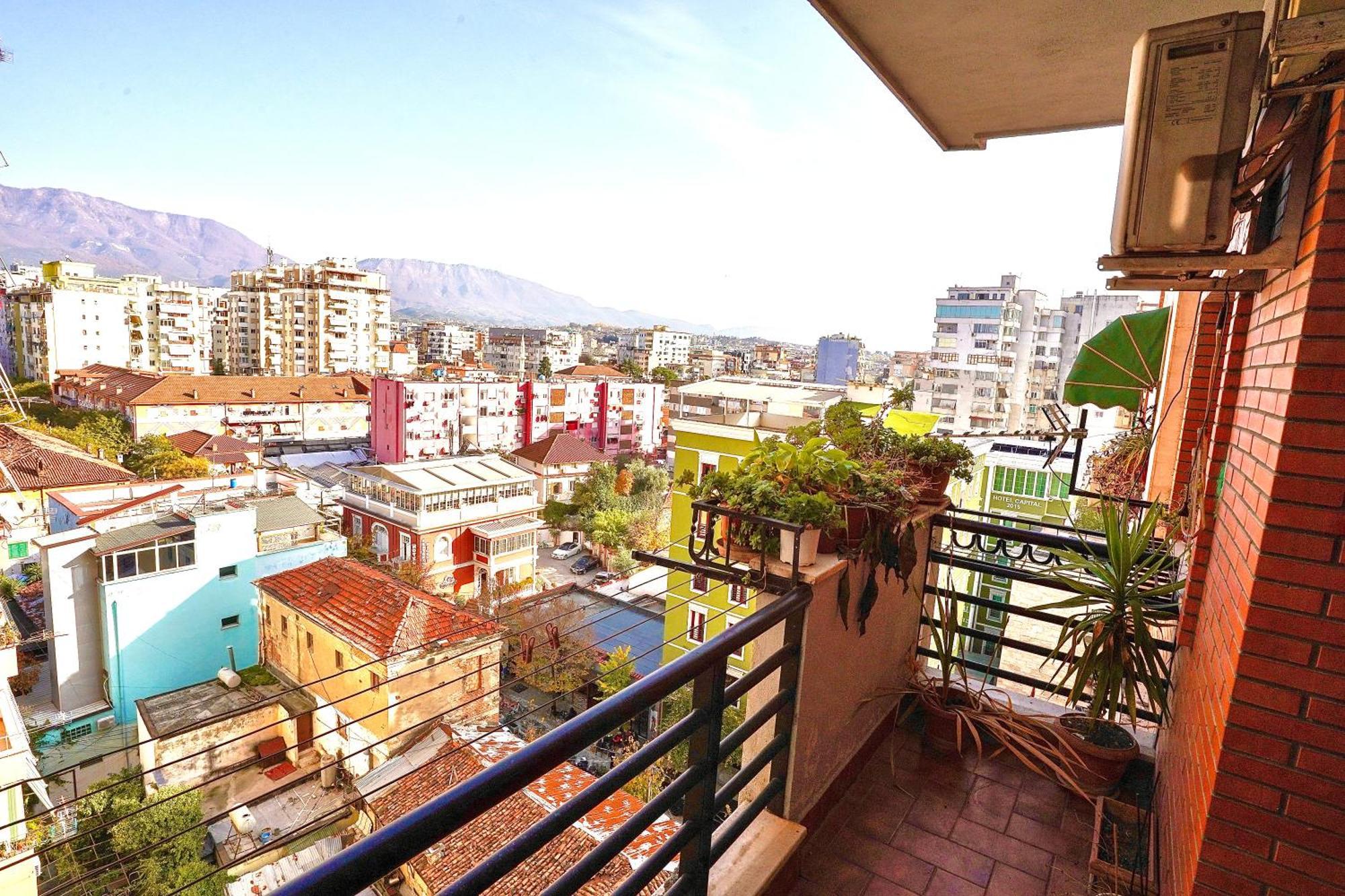 Center 2-bedrooms 2-bathroom Apartament